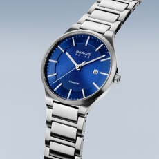 Bering Solar Titanium 15239-777, Herrenuhr